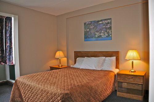 Victoria Motor Inn Ниагара-Фолс Экстерьер фото